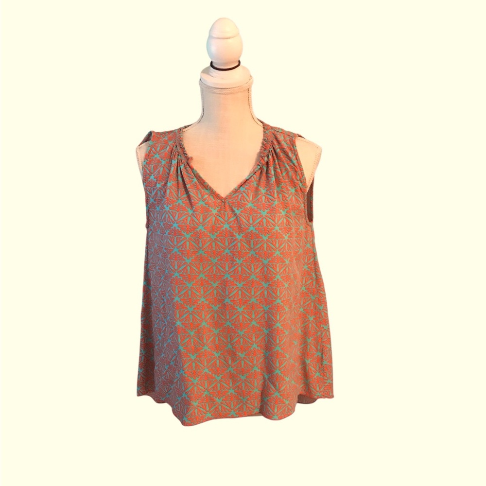 Sleeveless Patterned Top